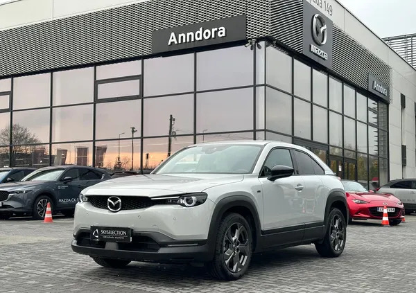 samochody osobowe Mazda MX-30 cena 107500 przebieg: 8500, rok produkcji 2022 z Jedlina-Zdrój